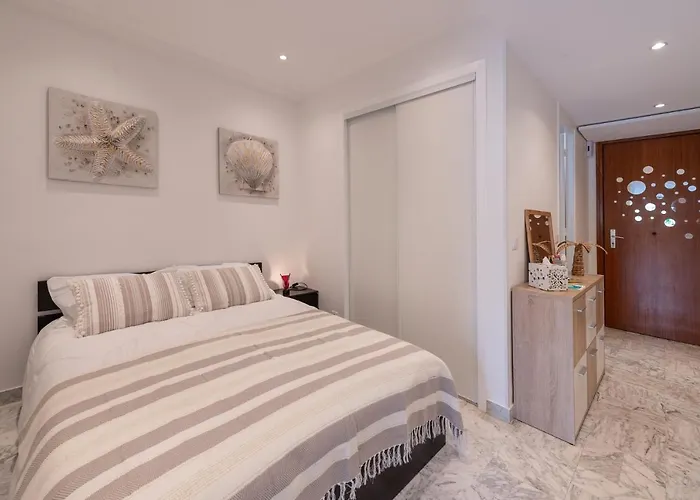 Garavan Avec Piscine A Proximite Italie Et Monaco 아파트