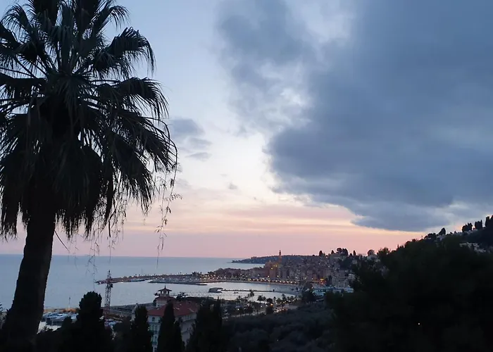 Garavan Avec Piscine A Proximite Italie Et Monaco 아파트 멍똥