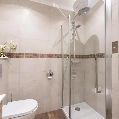 Apartment Garavan Avec Piscine A Proximite Italie Et Monaco Menton